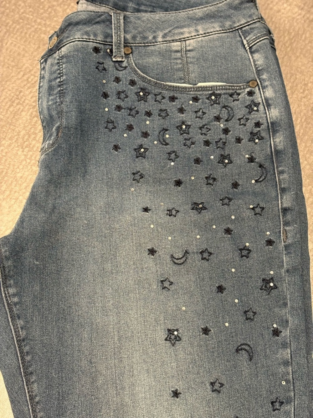 G by Giuliana Blue Denim Jeans with Embroidered Stars & Moons